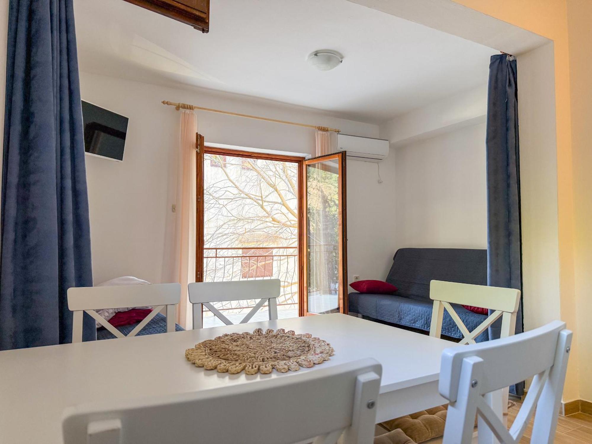 Niko Apartments Дрвеник Экстерьер фото